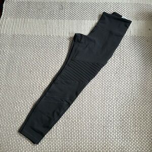 Old Navy Elevate Legging